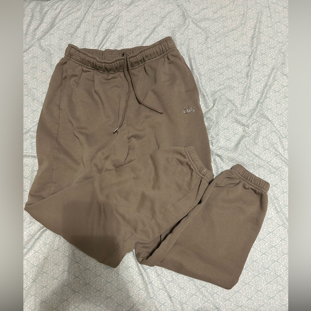 Alo accolade sweatpants